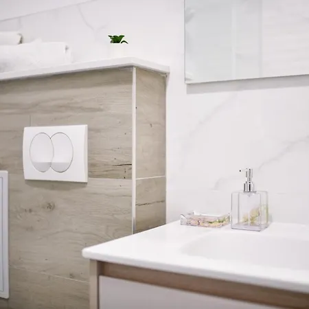 Deluxe Soline 자다르